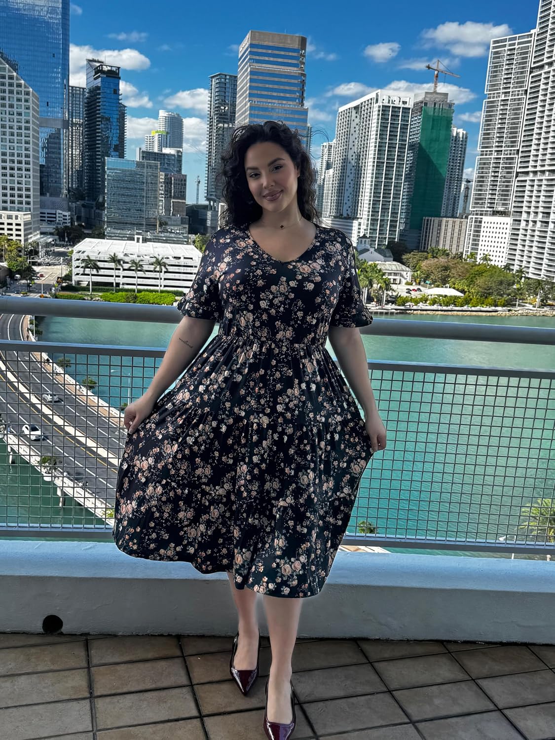 Womens Plus Size Short Sleeve Dress Summer Midi Casual Tiered V-Neck Aline Flowy Loose Dresses